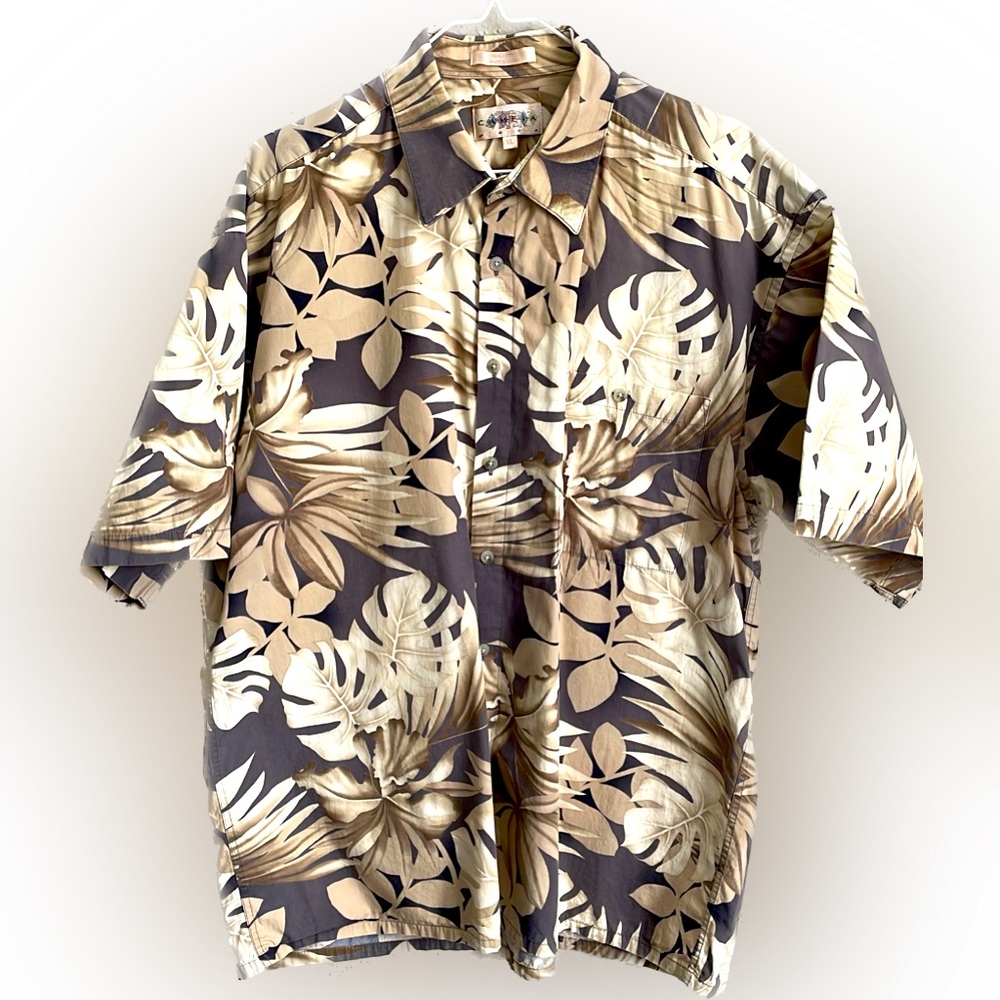 Men’s short sleeve Hawaiian button up